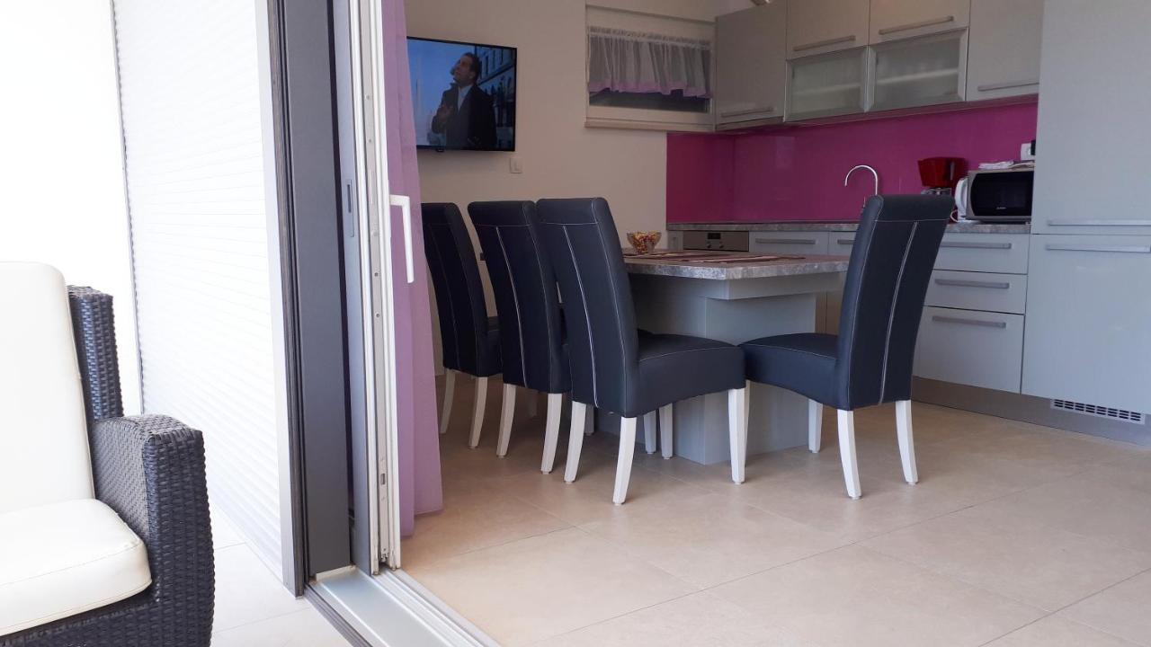 Apartment Villa Vala Malinska Ngoại thất bức ảnh